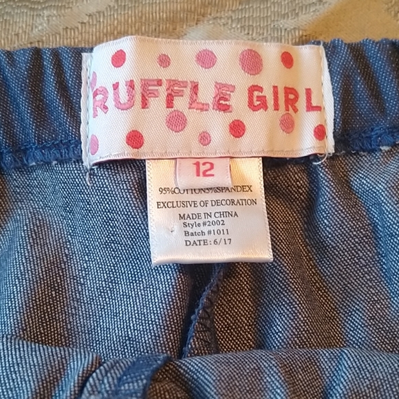 NWOT Ruffle Girl capris - Picture 3 of 4